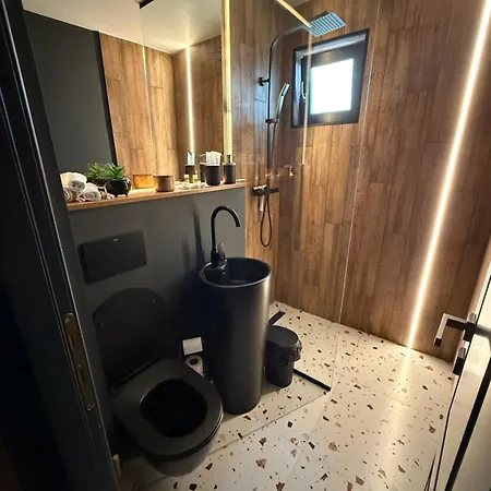 The Urban Retreat 布加勒斯特 Exterior photo